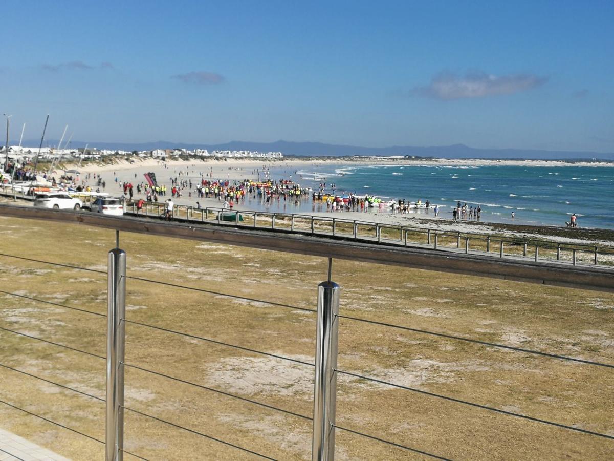 Colours Of The Sea Apartment Struisbaai Exteriör bild